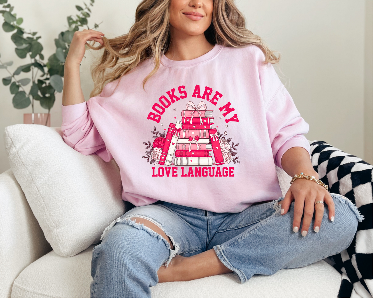 Valentine- Books, Unisex Gildan Crewneck